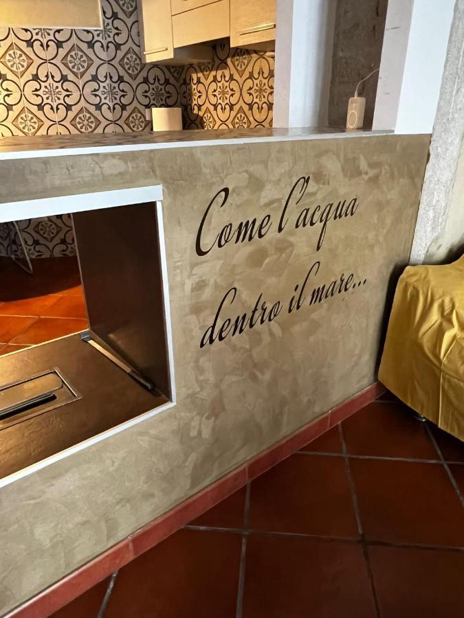Dimora In Centro Acomodação com café da manhã Trani Exterior foto